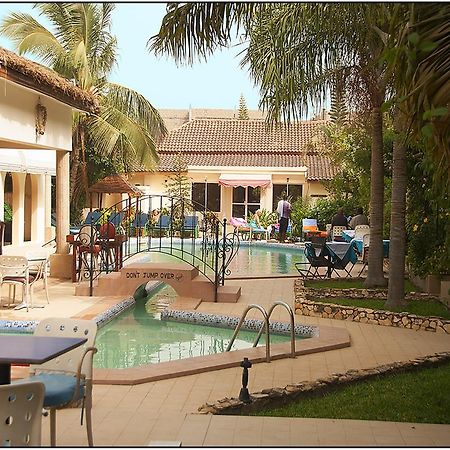 Seaview Gardens Hotel コロリ エクステリア 写真